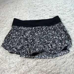 Lululemon Quick Pace Skirt (13")